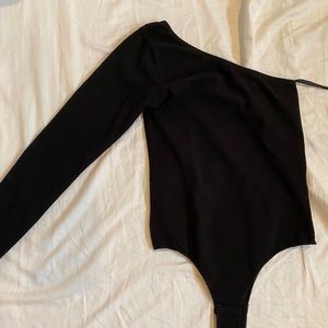 Brandy Melville black one shoulder bodysuit